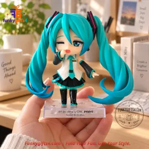 Hatsune Miku V3 x Good Smile Company Nendoroid iXima Winking Face Collectible Figure