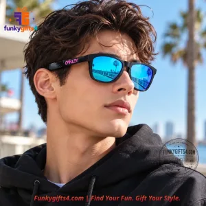 Oakley x GTA6 Grand Theft Auto VI Vice City Frogskins Blue Sapphire Lens Black Pink Sunglasses 2026